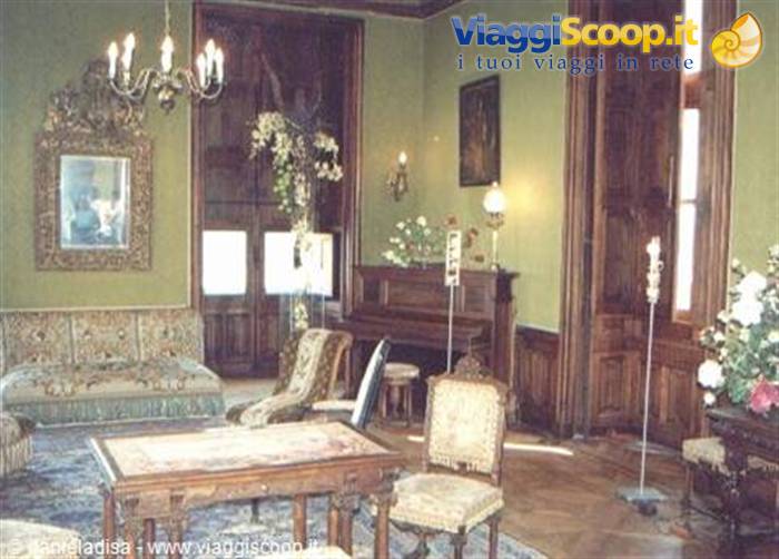 Chaumont - castle interior