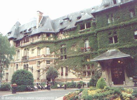 Hotel Chateau de Montvillargenne