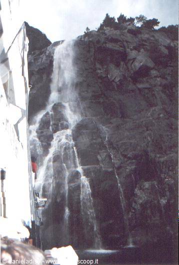 Lysefjord - whisky waterfall