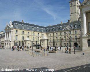Dijon - Place de la Liberation