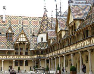 Beaune - HOTEL-DIEU