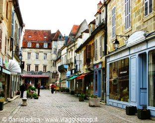 SEMUR EN AUXOIS