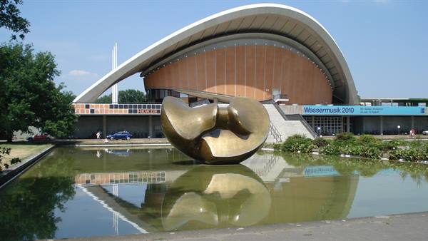 Henry Moore bronze sculpture reflected in the pond in front of the Haus der Kulturen der Welt