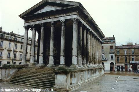 Nimes