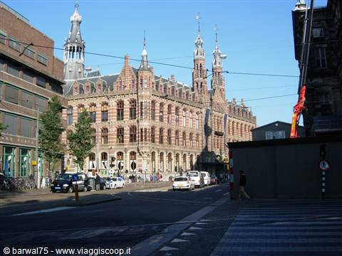 Shopping centre
