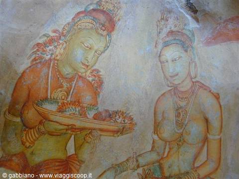 frescoes at sigiriya