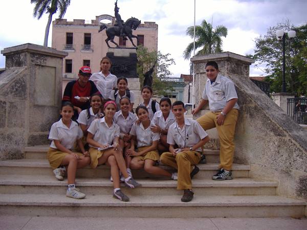 middle school students camaguey