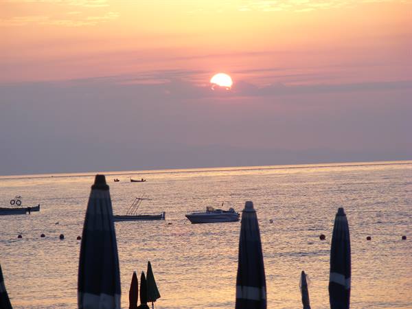 dawn in letojanni 2