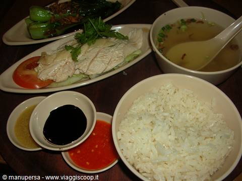 TYPICAL CHINESE LUNCH ..COST 3 EUROS.