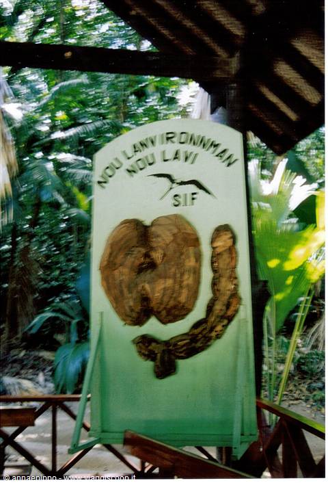 THE MAY FOREST,PRASLIN