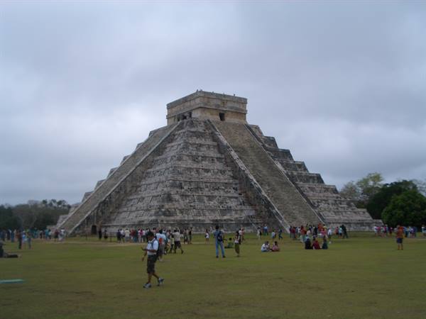 Chichen Itza,El Castillo