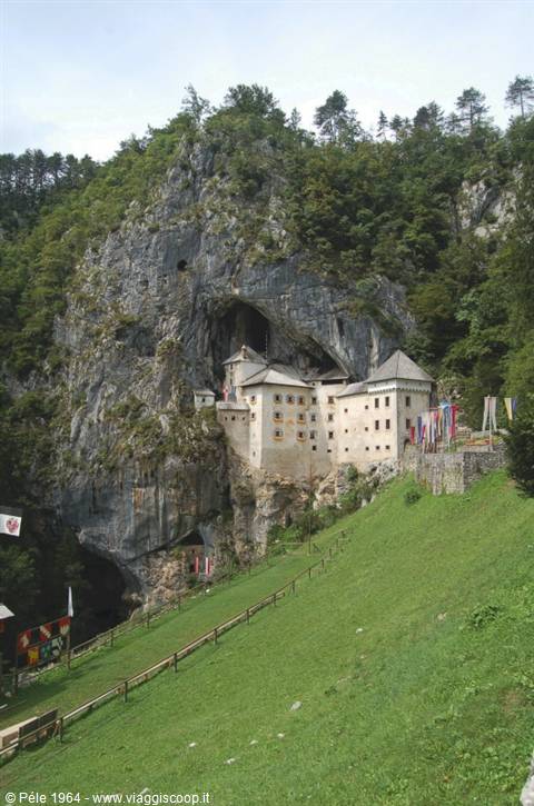 Predjama Castle